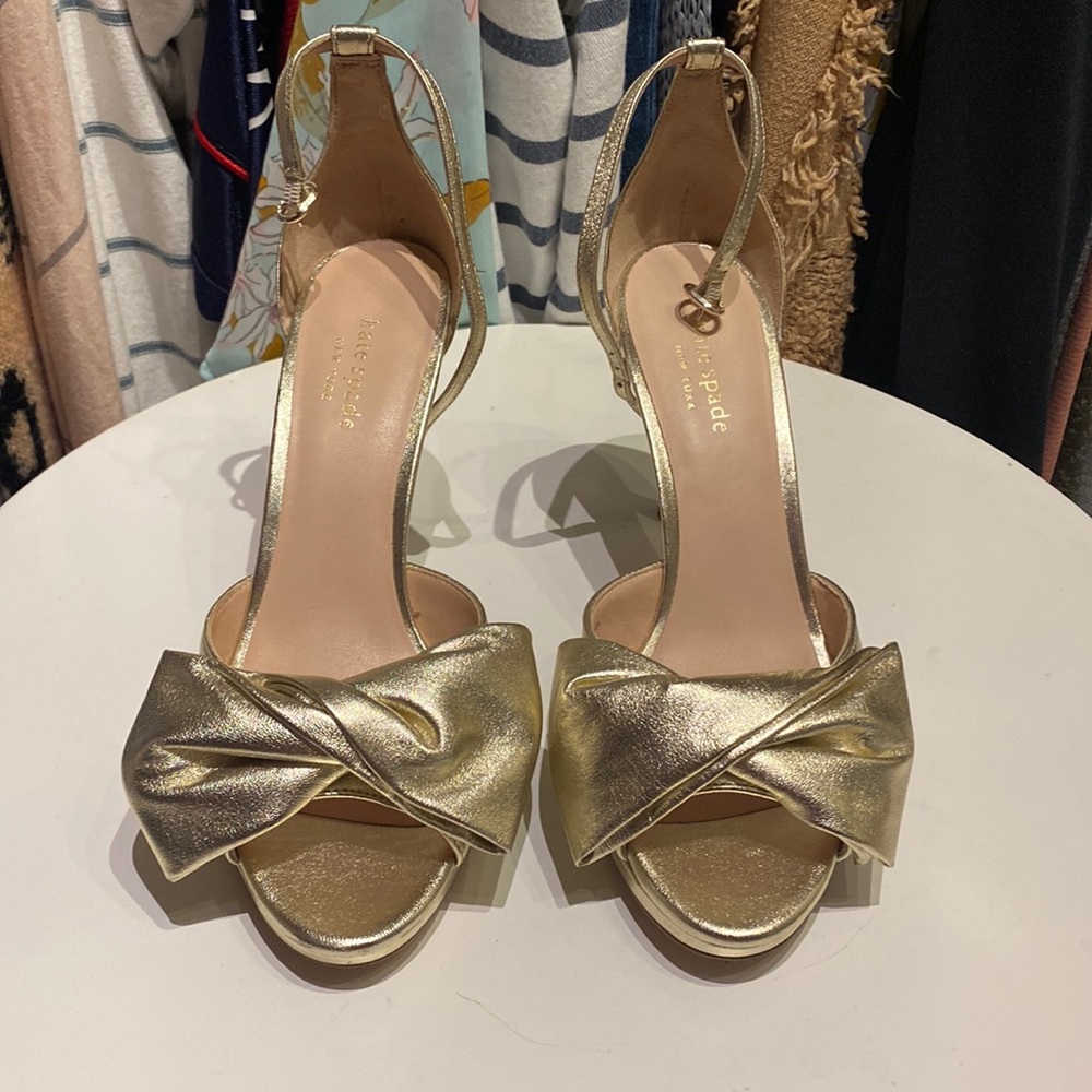 Kate spade Gold skinny heels